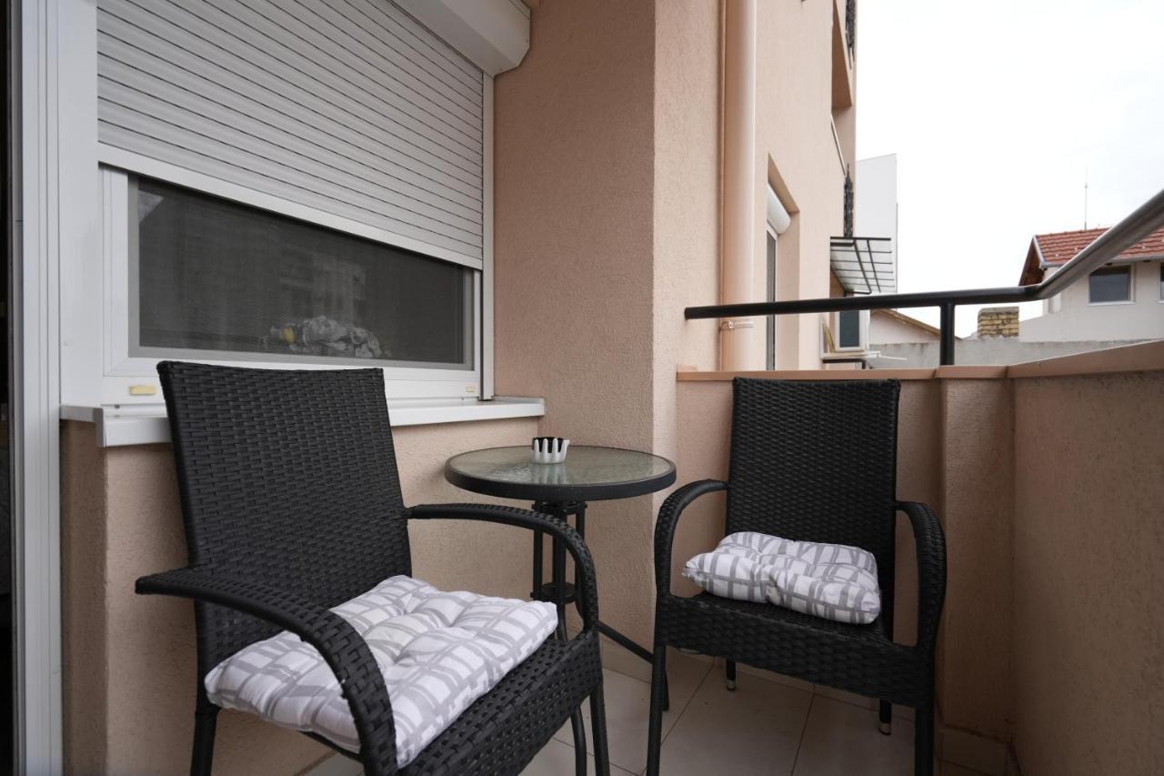 Apartman Jelena 수보티차 외부 사진