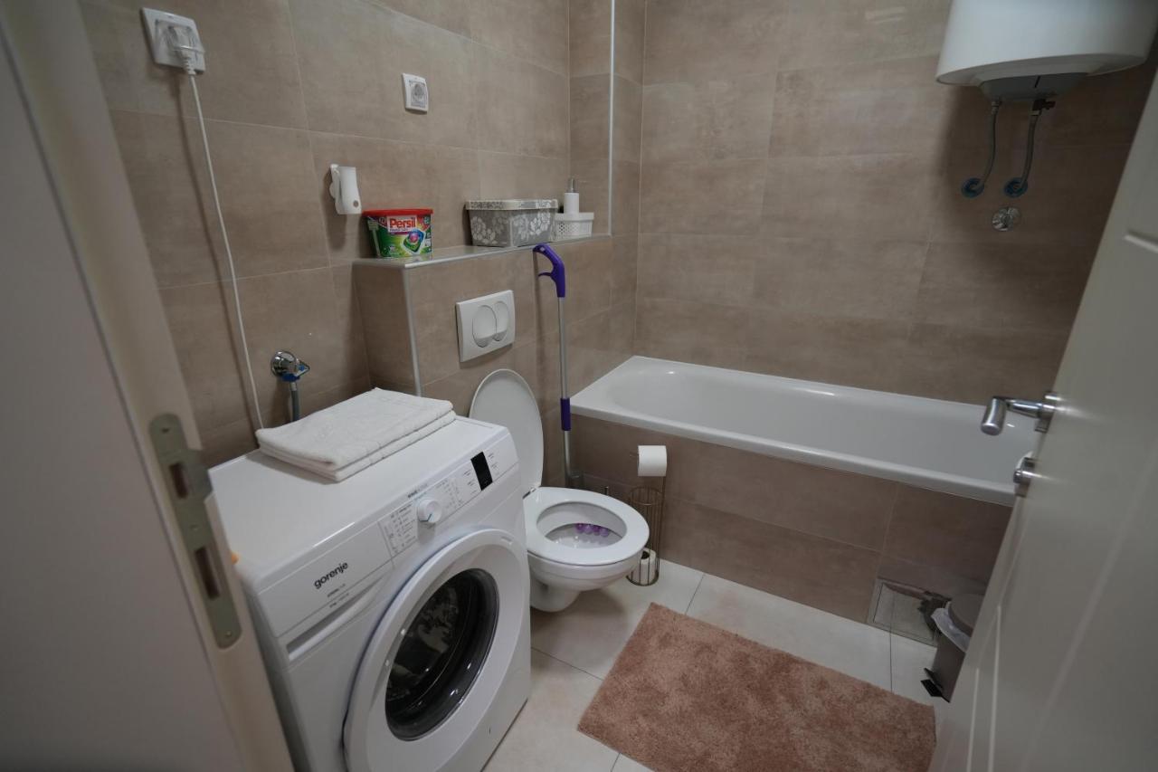 Apartman Jelena 수보티차 외부 사진